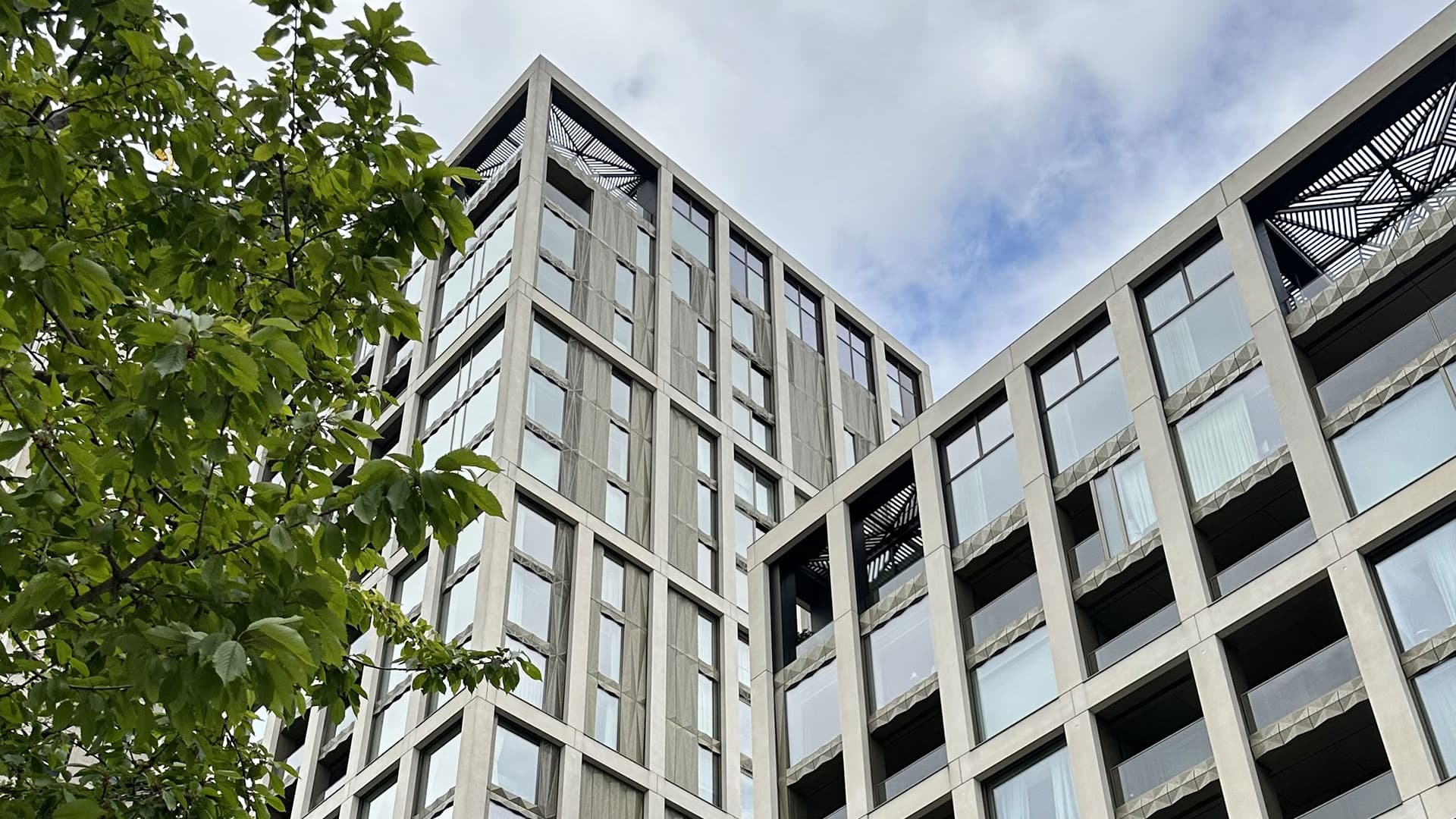 Southbank Place, York Road, London, SE1