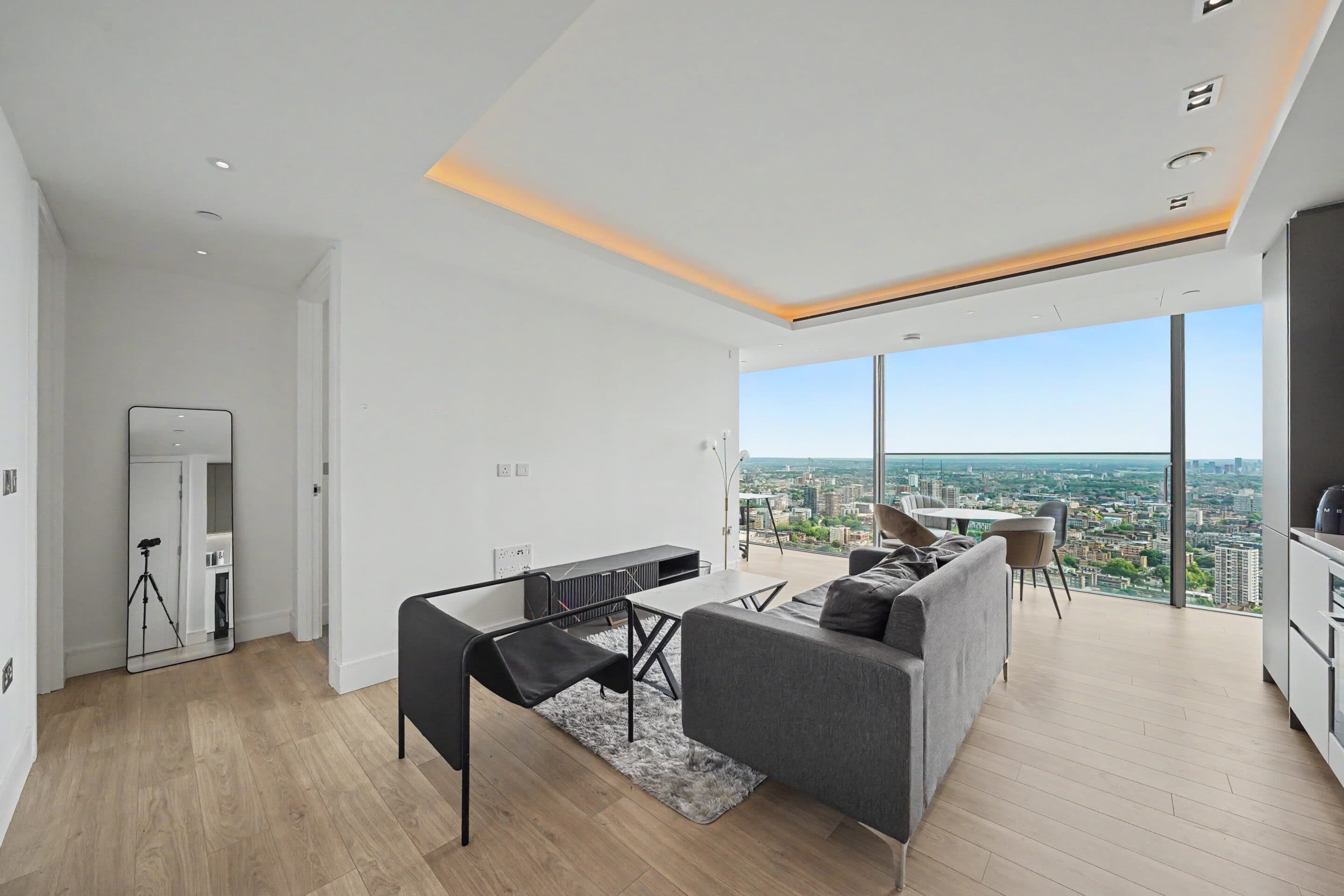 Bollinder Place, Carrara Tower, EC1V