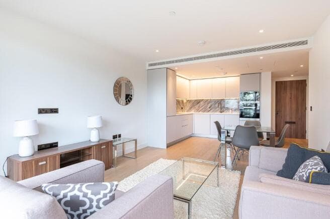 Fountain Park Way, London, W12