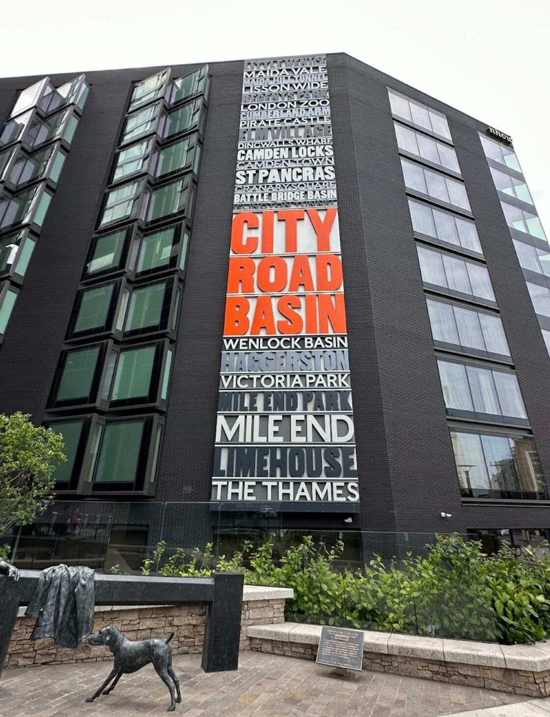 Surrounded by amenities