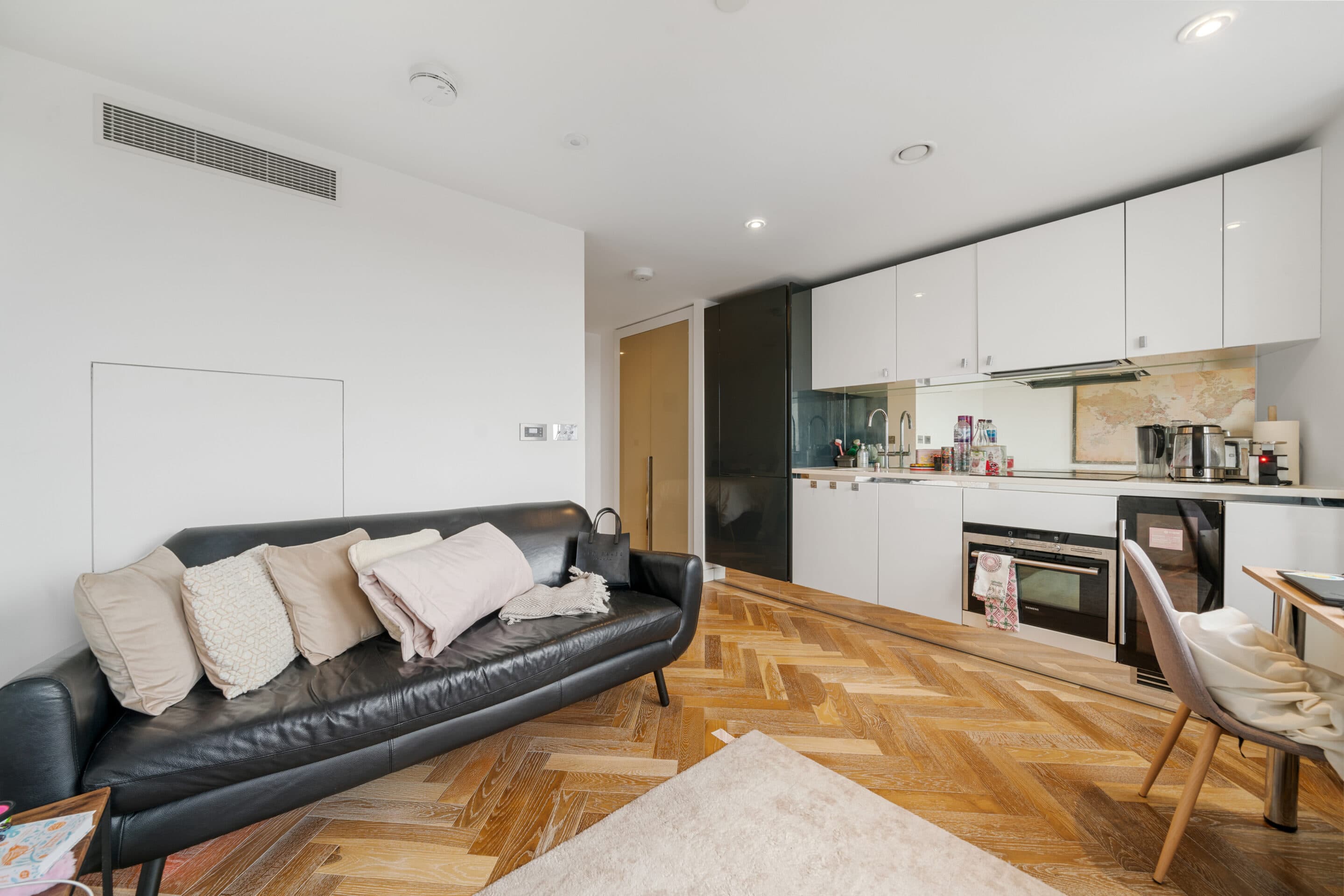 City Road, Eagle Point City Road, EC1V
