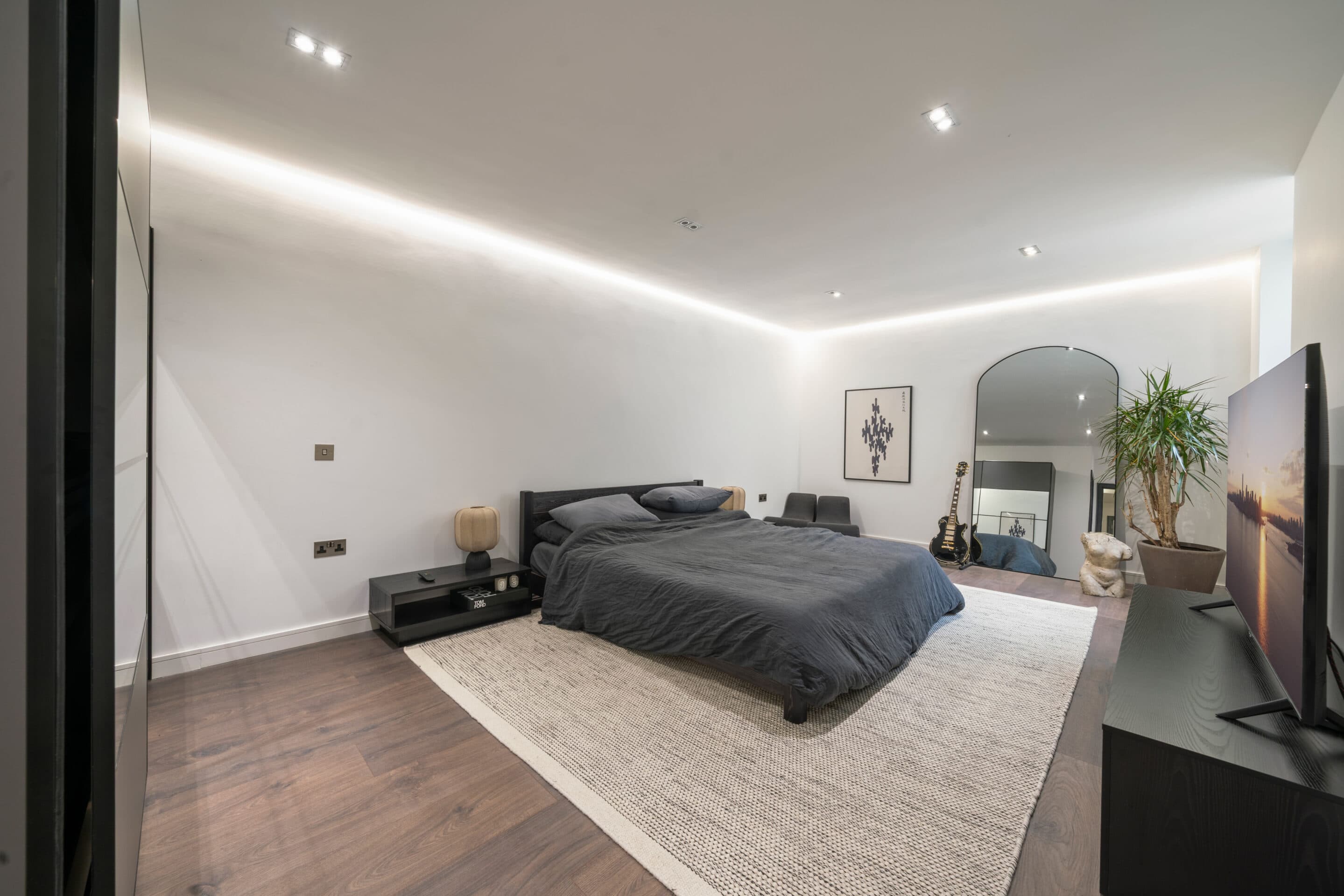 Sharel Court, The Ridgeway, London, NW11